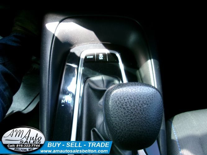 Used 2022 Toyota Corolla SE FWD image 13