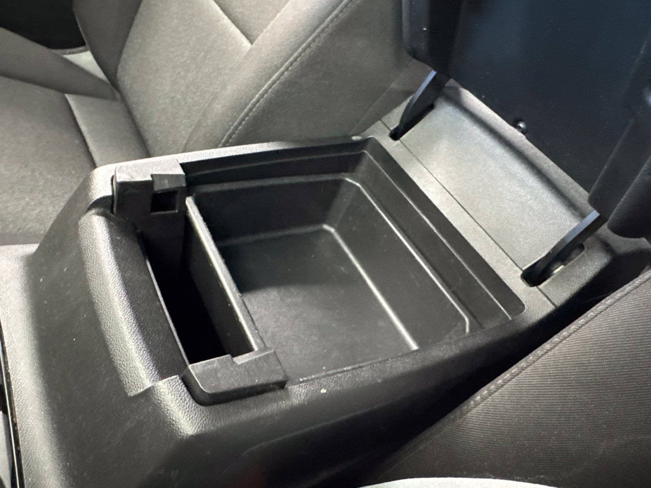 Used 2024 Chevrolet Colorado Trail Boss w/ Technology Package AWD/4WD image 31