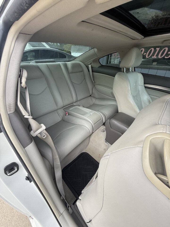 Used 2010 INFINITI G37 Journey w/ Premium Pkg RWD image 9