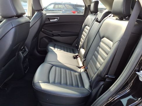 Used 2024 Ford Edge SEL w/ Convenience Package AWD/4WD image 9