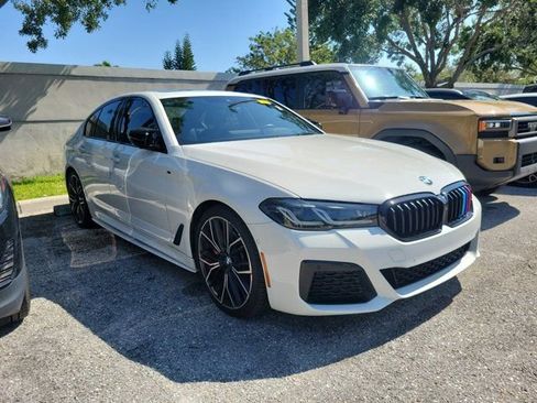Used 2021 BMW 530i w/ M Sport Package RWD image 11
