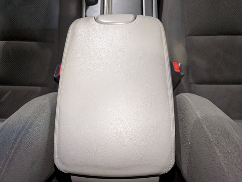 Used 2011 Honda Accord EX image 36