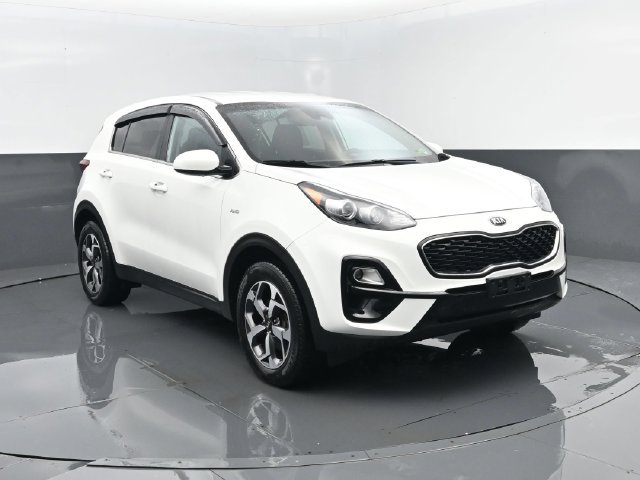 Used 2020 Kia Sportage LX AWD/4WD image 3