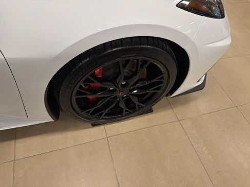 Used 2025 Chevrolet Corvette Stingray Premium Conv w/ Z51 Performance Package image 18