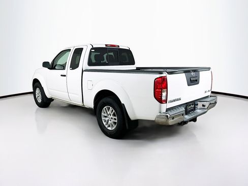 Used 2018 Nissan Frontier SV w/ Value Truck Package AWD/4WD image 5