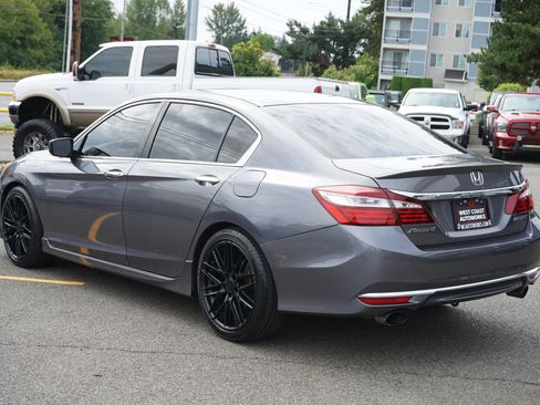Used 2016 Honda Accord Sport image 3