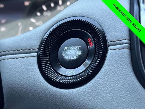 Used 2023 Jeep Compass Limited image 15