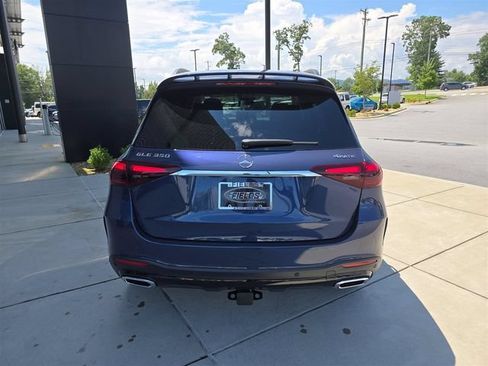Used 2025 Mercedes-Benz GLE 350 4MATIC image 4