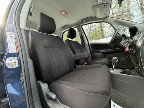 Used 2011 Suzuki SX4 Premium image 33