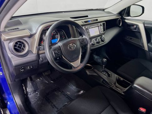 Used 2015 Toyota RAV4 LE AWD/4WD image 9