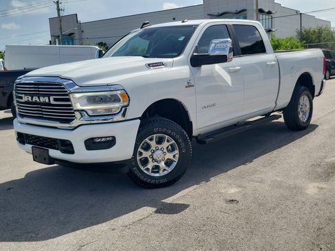Used 2024 RAM 2500 Laramie w/ Safety Group AWD/4WD image 1