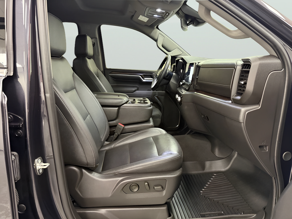 Used 2024 GMC Sierra 1500 SLT RWD image 14