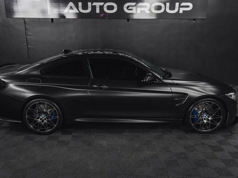 Used 2019 BMW M4 Coupe w/ Competition Package image 17
