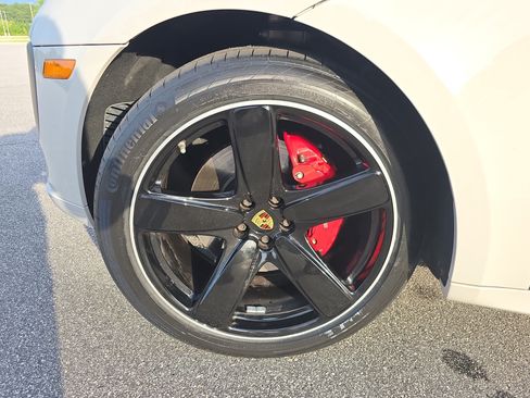 Used 2021 Porsche Macan GTS AWD/4WD image 32