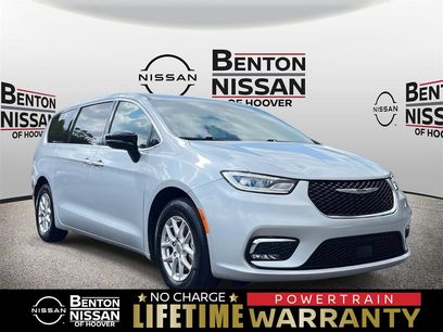 Used 2024 Chrysler Pacifica Touring-L