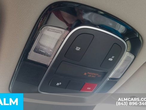 Certified 2025 Hyundai Sonata SEL FWD image 36
