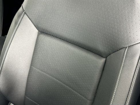 Used 2023 Volkswagen Atlas SE image 18