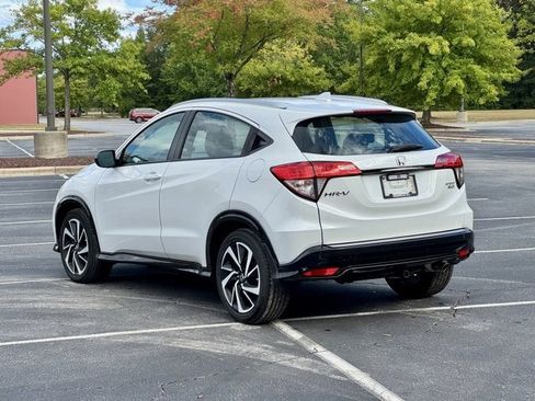Used 2020 Honda HR-V Sport image 5