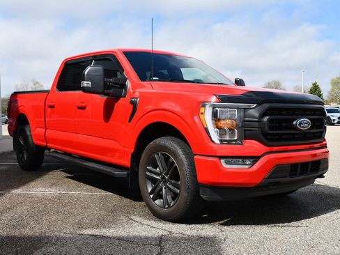 Used 2022 Ford F150 XLT w/ Equipment Group 302A High image 9