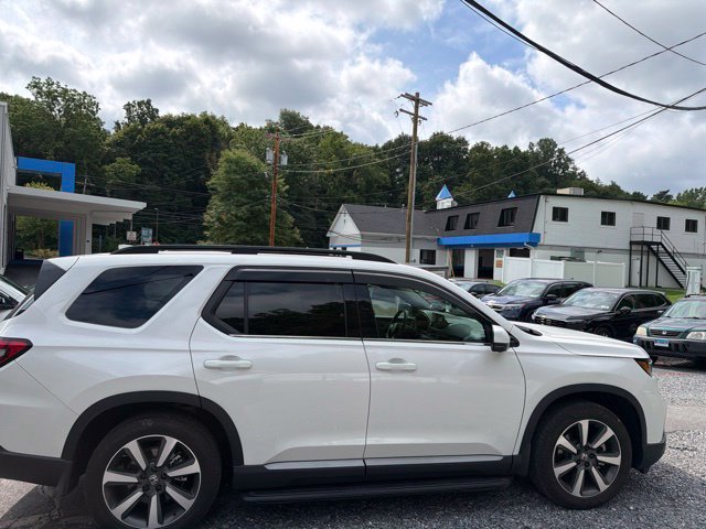 Certified 2023 Honda Pilot Elite image 12