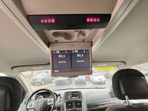 Used 2017 Dodge Grand Caravan SE w/ Power Window Group image 18