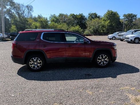 Certified 2023 GMC Acadia SLT image 6