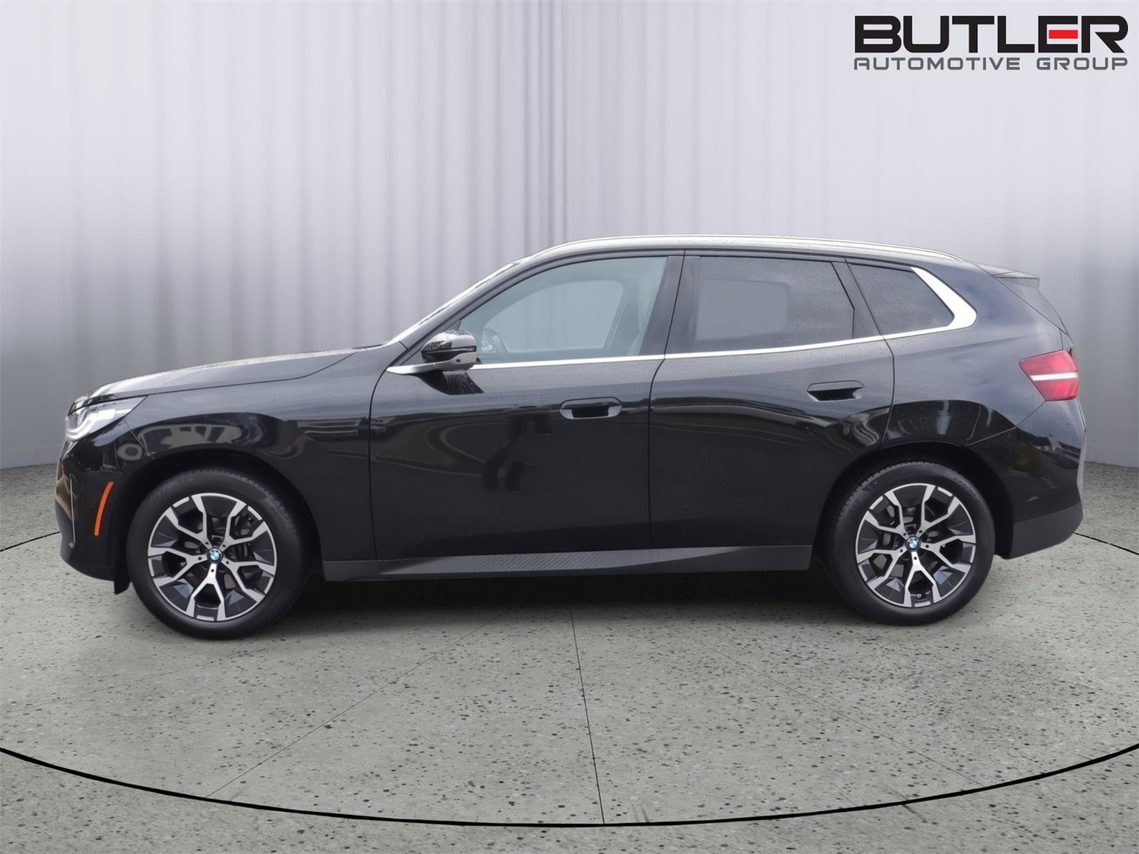 Used 2026 BMW X3 xDrive30i w/ Premium Package AWD/4WD image 3