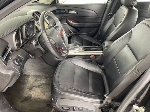 Used 2013 Chevrolet Malibu LTZ image 2