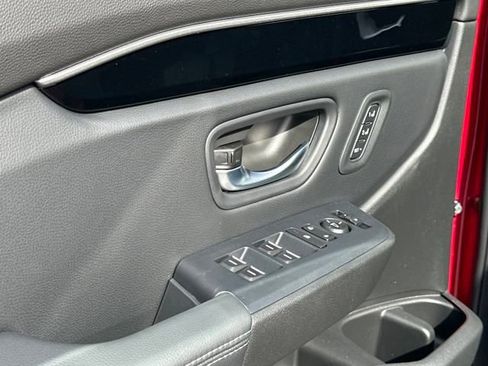 New 2025 Honda Pilot EX-L image 11