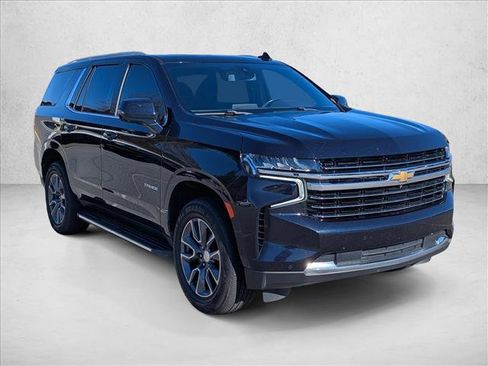 Used 2022 Chevrolet Tahoe LT w/ LT Signature Plus Package image 3
