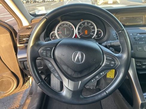 Used 2011 Acura TSX Sedan image 10