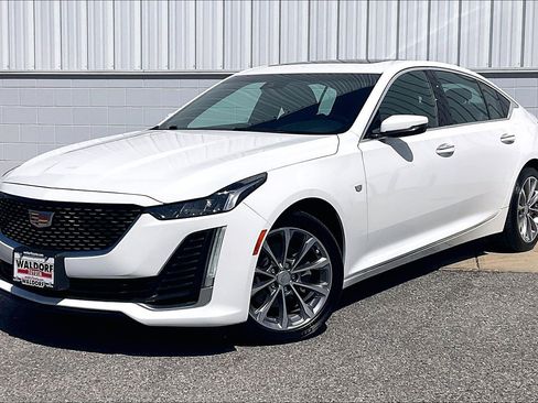 Used 2021 Cadillac CT5 Premium Luxury RWD image 2