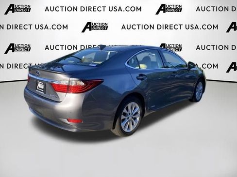 Used 2015 Lexus ES 300h w/ Navigation System Package FWD image 21
