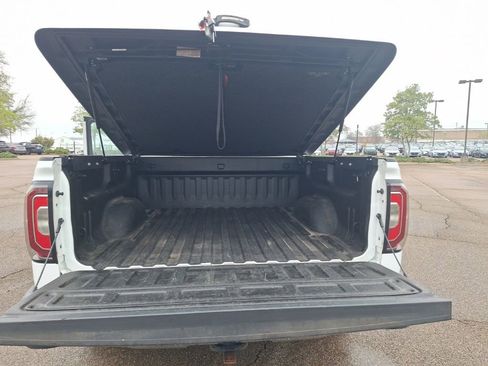 Used 2018 GMC Sierra 1500 SLT w/ SLT Premium Package image 20