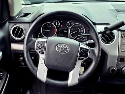 Used 2016 Toyota Tundra SR5 image 12
