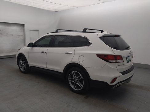 Used 2018 Hyundai Santa Fe AWD image 3