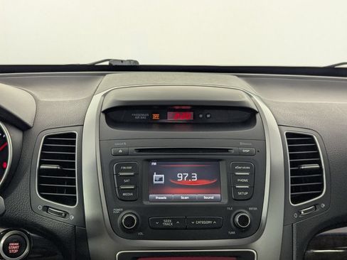 Used 2014 Kia Sorento EX FWD image 18