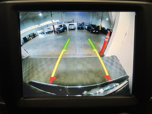 Used 2014 RAM 1500 Laramie w/ Convenience Group image 8