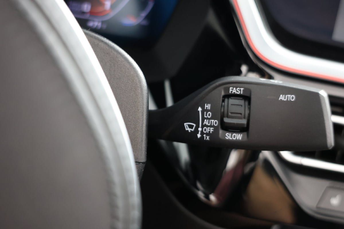Used 2026 BMW Z4 M40i w/ Premium Package RWD image 25