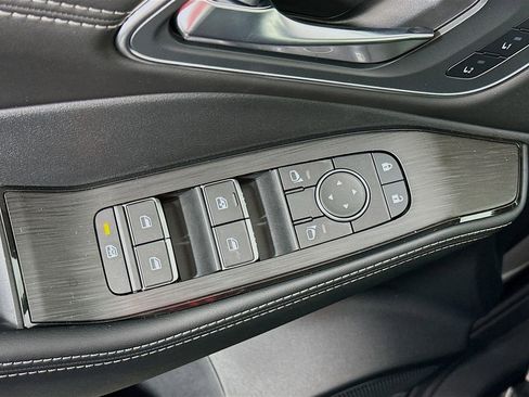 New 2026 Nissan Rogue Platinum w/ Platinum Premium Package image 24