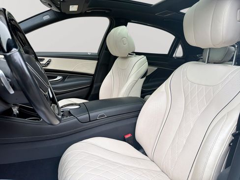 Used 2017 Mercedes-Benz S 550 Sedan image 13