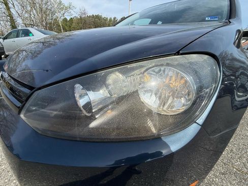 Used 2013 Volkswagen Golf 4-Door image 10