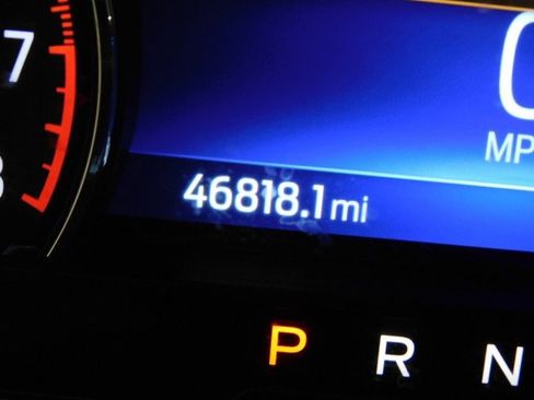 Used 2022 Ford Explorer XLT w/ Equipment Group 202A image 31