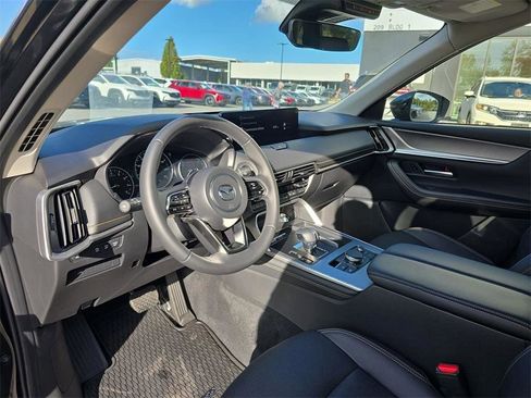 New 2025 MAZDA CX-90 3.3 Turbo w/ Preferred Package image 13