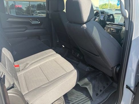 Used 2024 Chevrolet Silverado 1500 RST w/ Z71 Off-Road Package AWD/4WD image 28