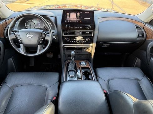 Used 2024 Nissan Armada SL image 9