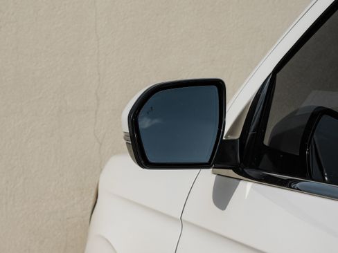 Used 2020 Ford Expedition Limited w/ Equipment Group 301A image 39