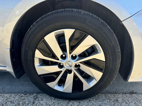 Used 2020 Nissan Altima 2.5 S image 9