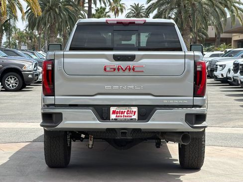 New 2026 GMC Sierra 2500 Denali w/ Denali Reserve Package AWD/4WD image 5