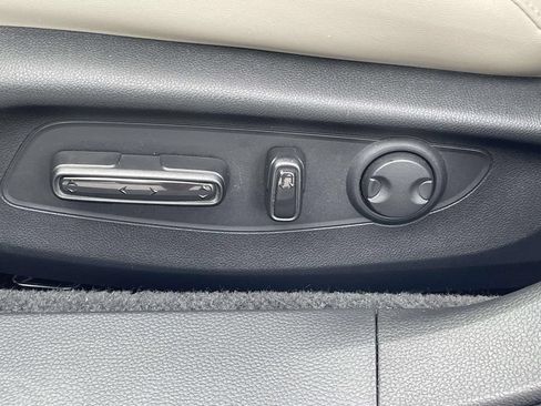 Used 2023 Honda Accord EX-L image 7